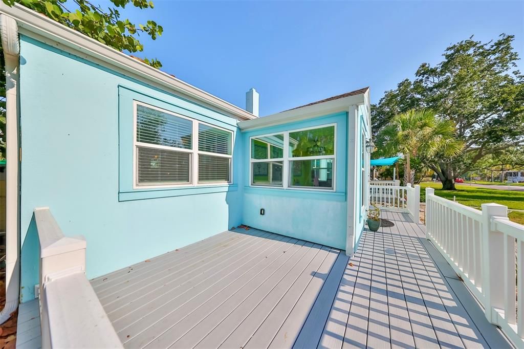 Front porch deck