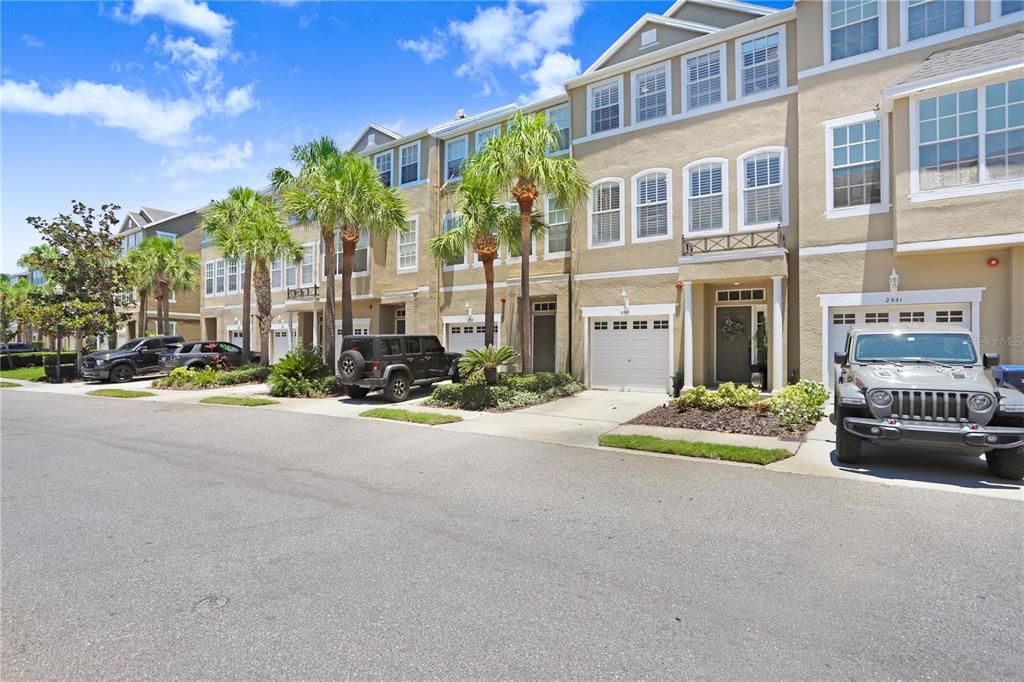 Recently Sold: $500,000 (3 beds, 2 baths, 1714 Square Feet)