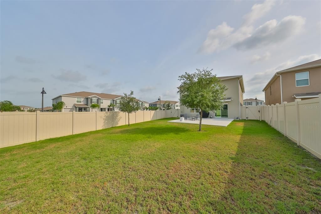 Active With Contract: $500,000 (4 beds, 2 baths, 2260 Square Feet)