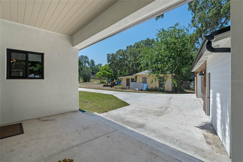 For Sale: $599,000 (3 beds, 2 baths, 1543 Square Feet)