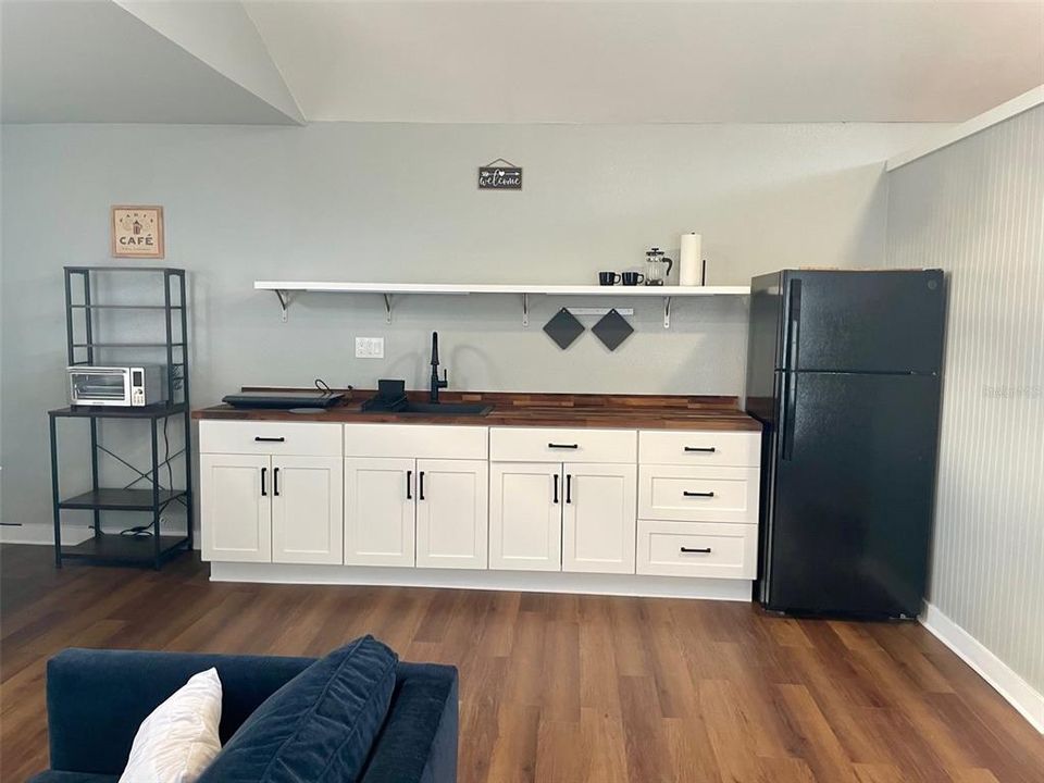 Recently Rented: $1,300 (0 beds, 1 baths, 500 Square Feet)