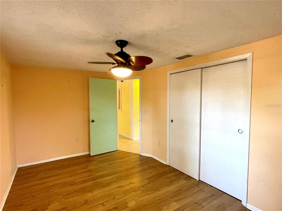 For Rent: $1,595 (2 beds, 1 baths, 1248 Square Feet)