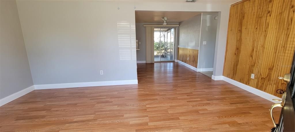 For Rent: $1,455 (2 beds, 2 baths, 900 Square Feet)