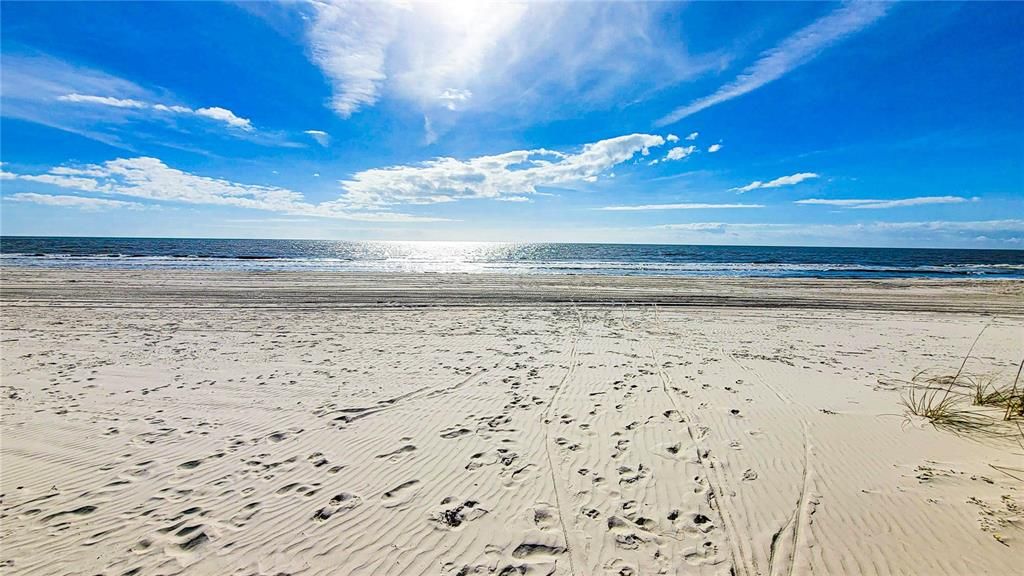 Big Quiet Beach on the Gulf