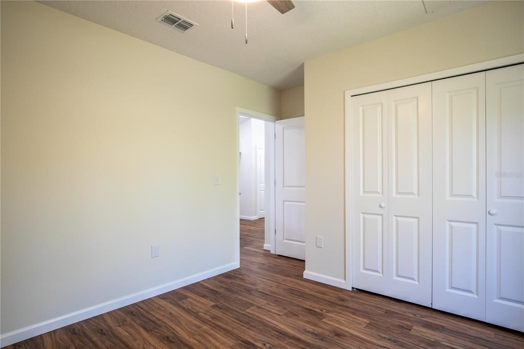 Active With Contract: $285,000 (3 beds, 2 baths, 1276 Square Feet)