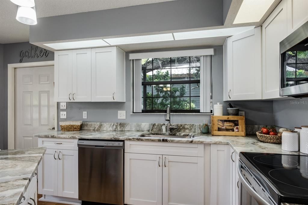 kitchen with granite counter tops