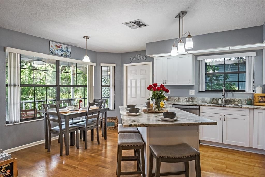 eating nook/dining space/kitchen combo