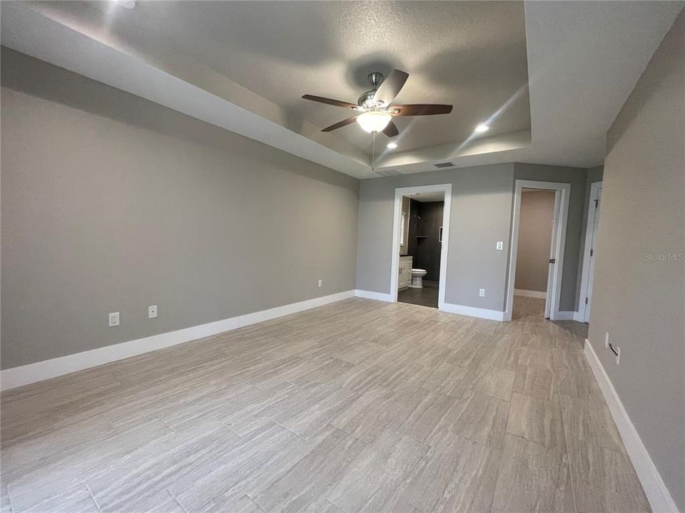 Active With Contract: $2,300 (3 beds, 2 baths, 1502 Square Feet)