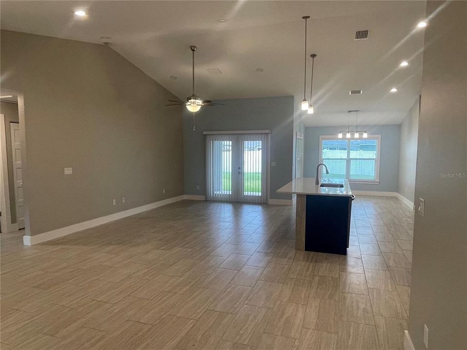 Active With Contract: $2,300 (3 beds, 2 baths, 1502 Square Feet)