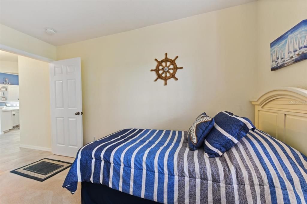 For Sale: $339,000 (2 beds, 2 baths, 1198 Square Feet)