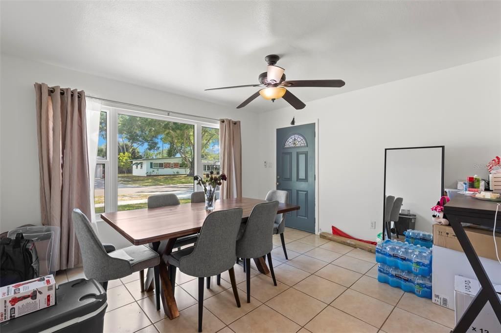 Active With Contract: $425,000 (4 beds, 3 baths, 1764 Square Feet)