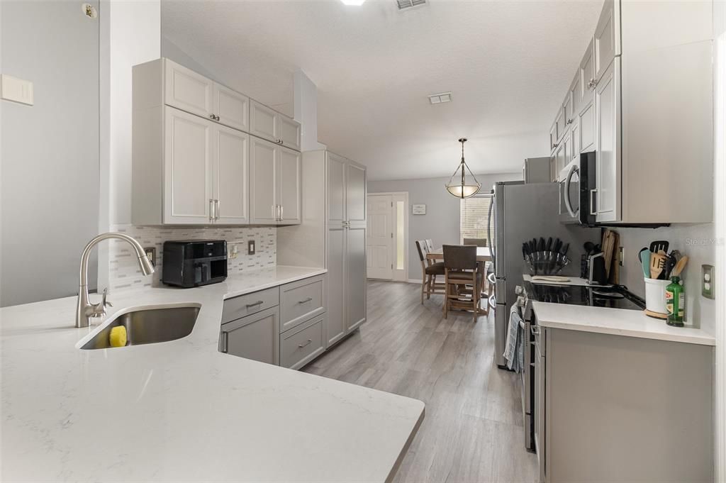 Active With Contract: $365,000 (4 beds, 2 baths, 1674 Square Feet)