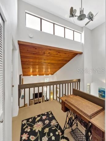 For Sale: $569,000 (2 beds, 2 baths, 1728 Square Feet)