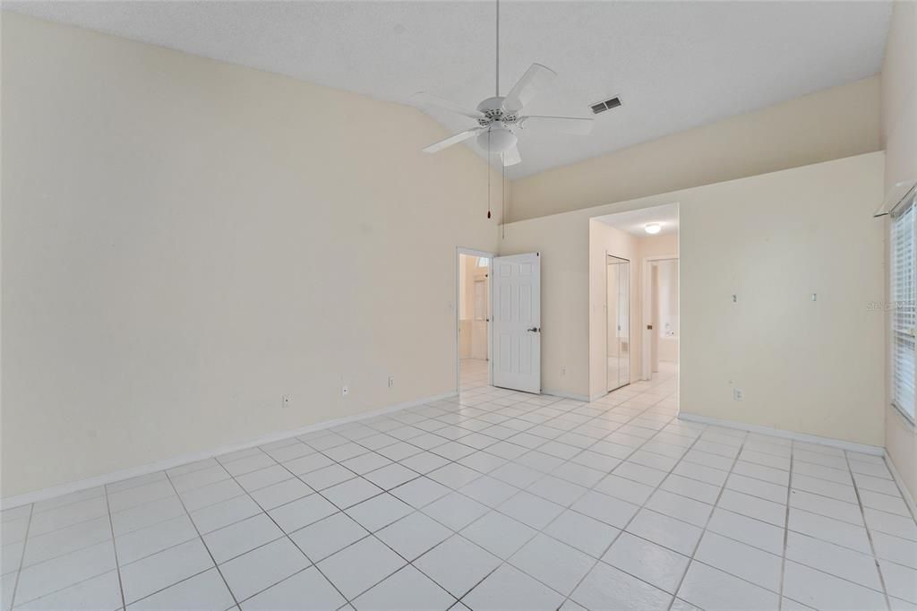 For Sale: $275,000 (3 beds, 2 baths, 1797 Square Feet)