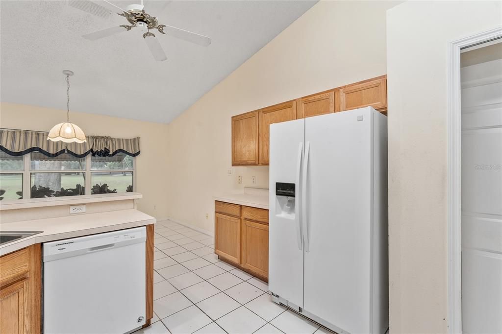 For Sale: $275,000 (3 beds, 2 baths, 1797 Square Feet)