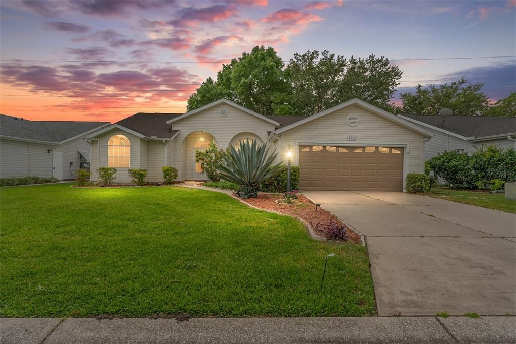 For Sale: $275,000 (3 beds, 2 baths, 1797 Square Feet)