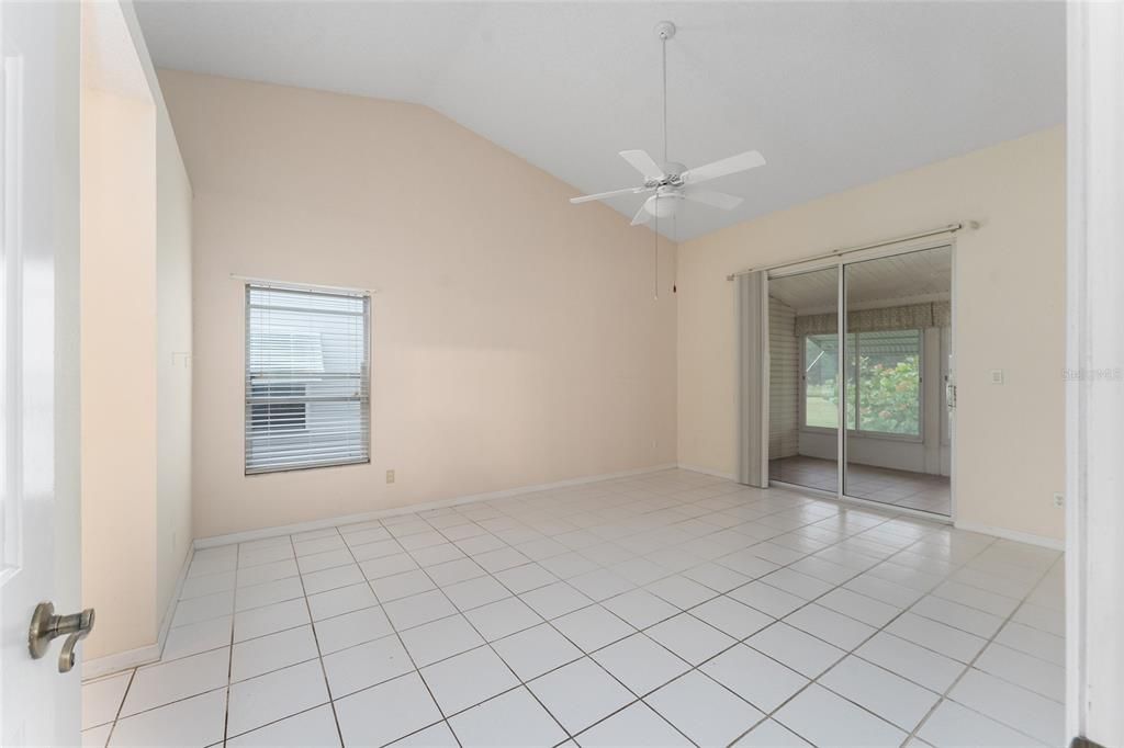 For Sale: $275,000 (3 beds, 2 baths, 1797 Square Feet)