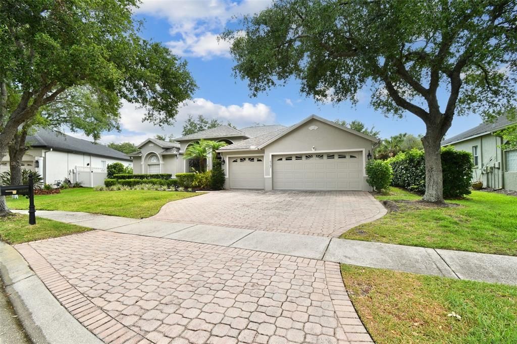 Active With Contract: $595,000 (4 beds, 3 baths, 2175 Square Feet)