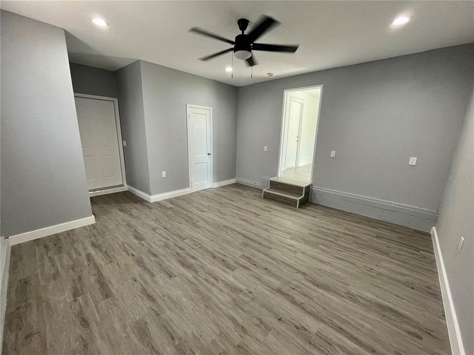 For Rent: $3,300 (4 beds, 2 baths, 1550 Square Feet)