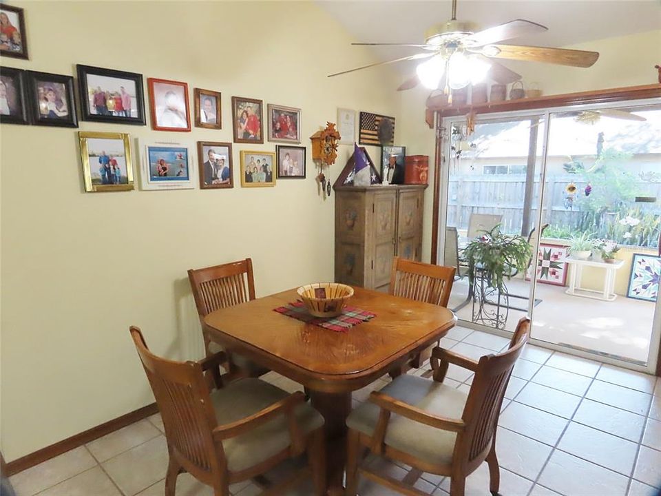 For Sale: $339,900 (3 beds, 2 baths, 1157 Square Feet)