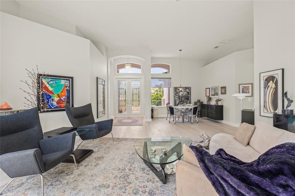Active With Contract: $997,000 (4 beds, 3 baths, 2527 Square Feet)