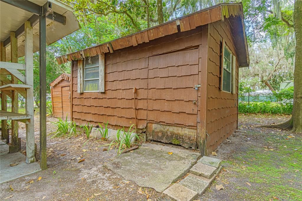 Active With Contract: $189,900 (3 beds, 2 baths, 1200 Square Feet)