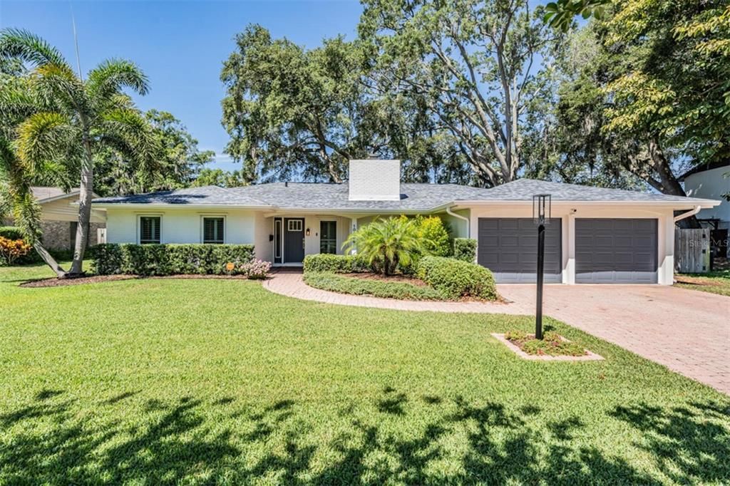 Recently Sold: $625,000 (3 beds, 2 baths, 1929 Square Feet)