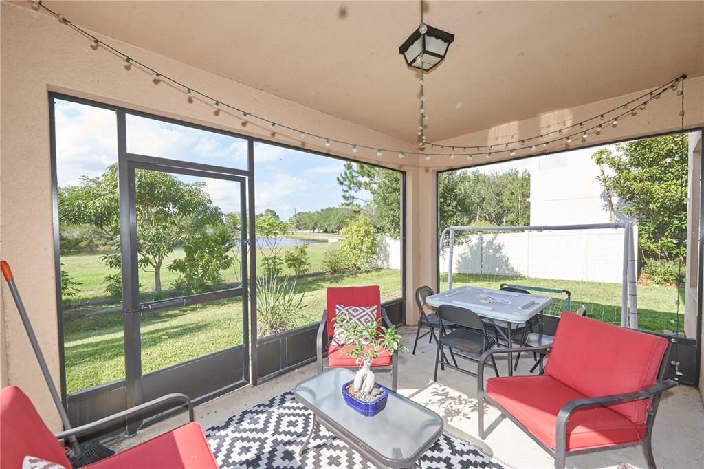 For Sale: $449,000 (3 beds, 2 baths, 1964 Square Feet)