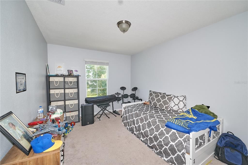 For Sale: $449,000 (3 beds, 2 baths, 1964 Square Feet)
