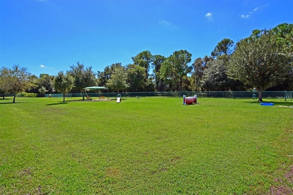 For Sale: $565,000 (3 beds, 2 baths, 2109 Square Feet)