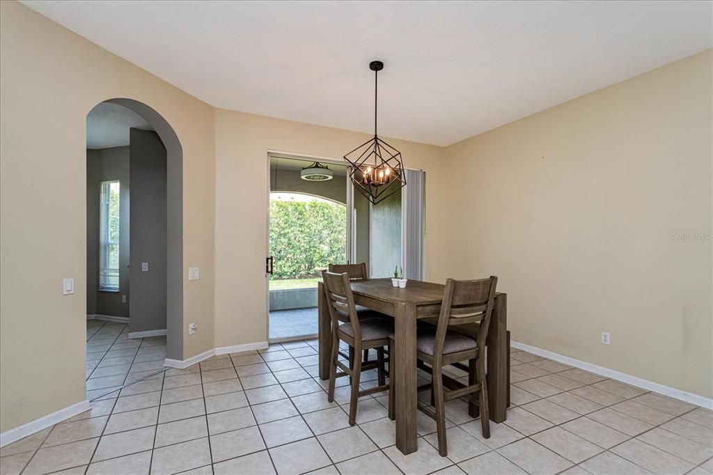 Active With Contract: $319,900 (2 beds, 2 baths, 1512 Square Feet)