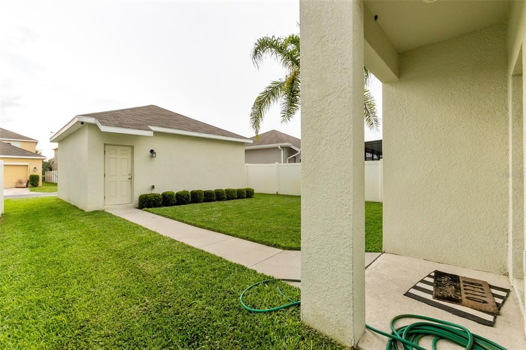 For Sale: $540,000 (4 beds, 3 baths, 2042 Square Feet)