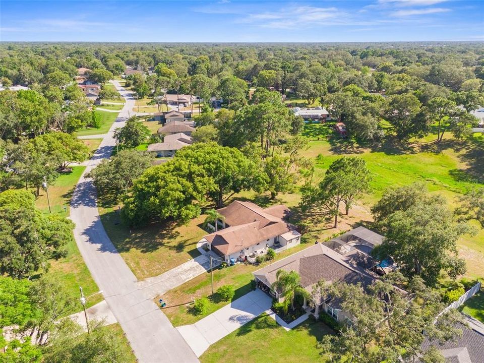 Active With Contract: $245,000 (3 beds, 2 baths, 1492 Square Feet)