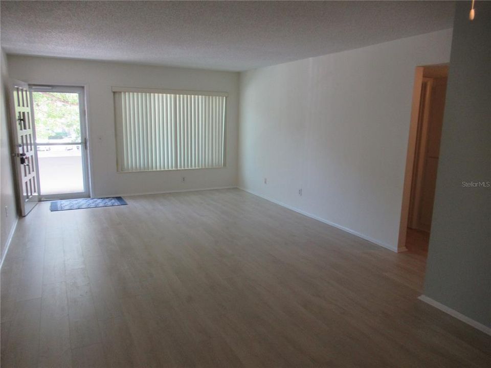 For Rent: $1,500 (2 beds, 2 baths, 1070 Square Feet)