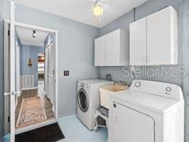 For Sale: $399,000 (2 beds, 2 baths, 1568 Square Feet)