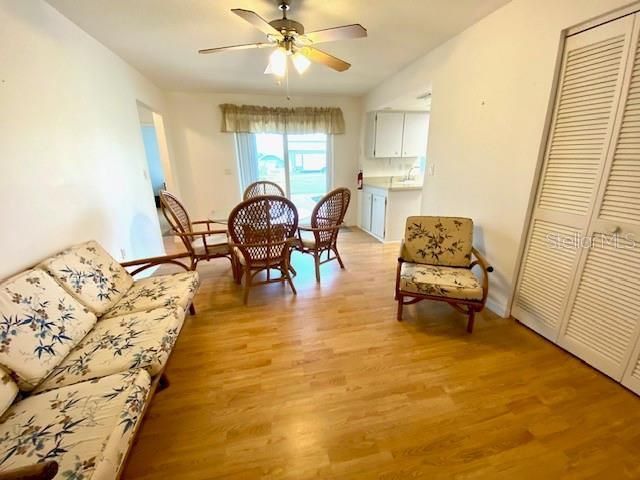 For Sale: $329,900 (3 beds, 2 baths, 1541 Square Feet)