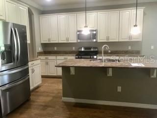 For Rent: $2,995 (3 beds, 2 baths, 2278 Square Feet)