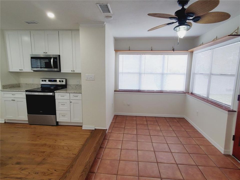For Rent: $2,795 (3 beds, 2 baths, 1580 Square Feet)