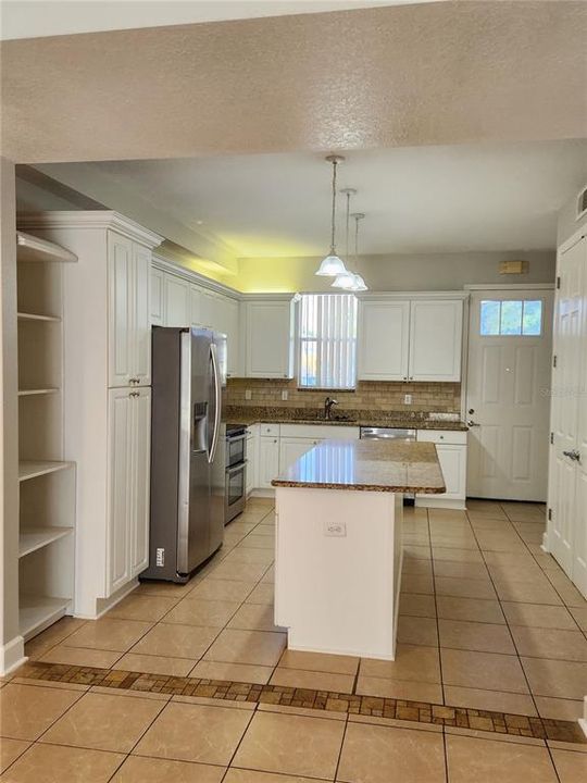 Recently Rented: $1,795 (2 beds, 2 baths, 1408 Square Feet)