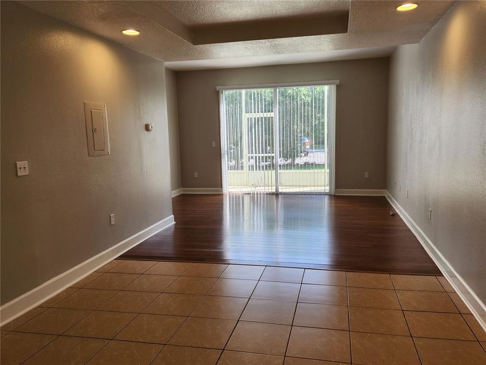 Recently Rented: $1,795 (2 beds, 2 baths, 1408 Square Feet)