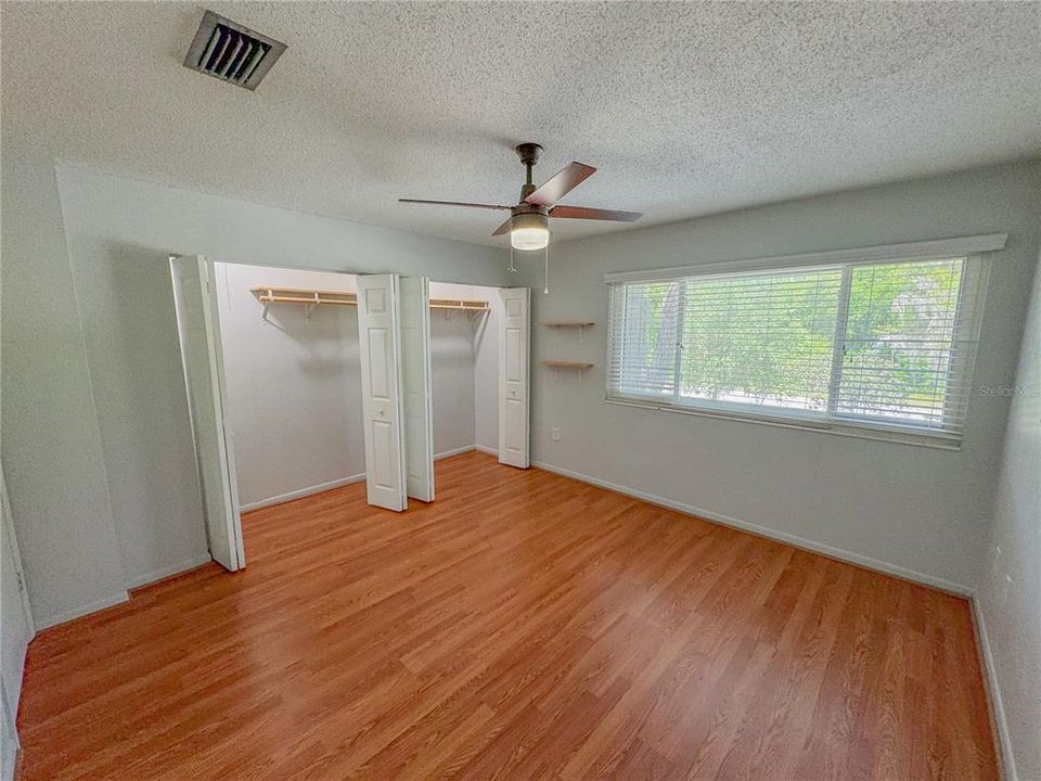 For Sale: $199,000 (2 beds, 2 baths, 1152 Square Feet)