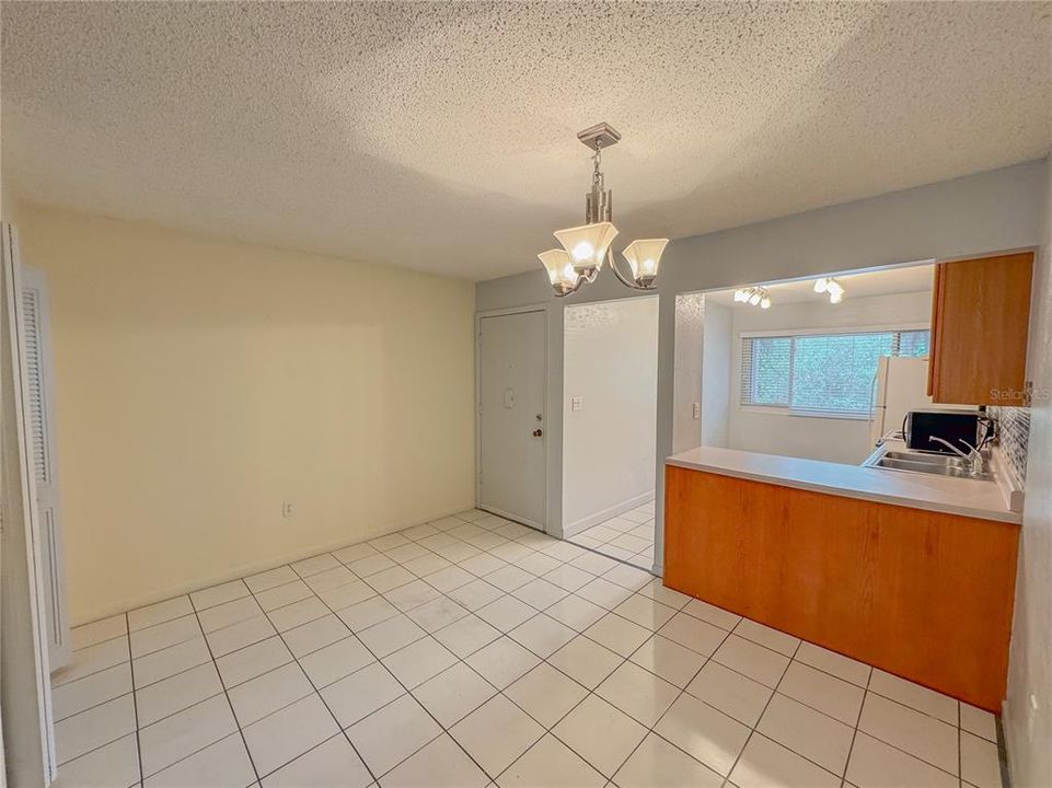 For Sale: $199,000 (2 beds, 2 baths, 1152 Square Feet)