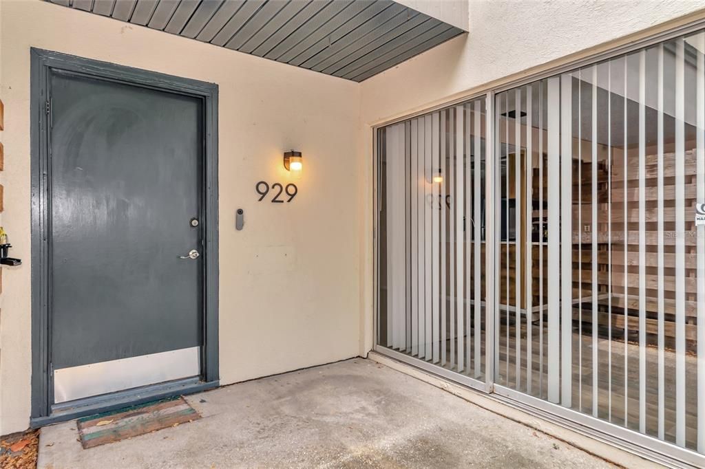 Active With Contract: $205,000 (3 beds, 2 baths, 1408 Square Feet)