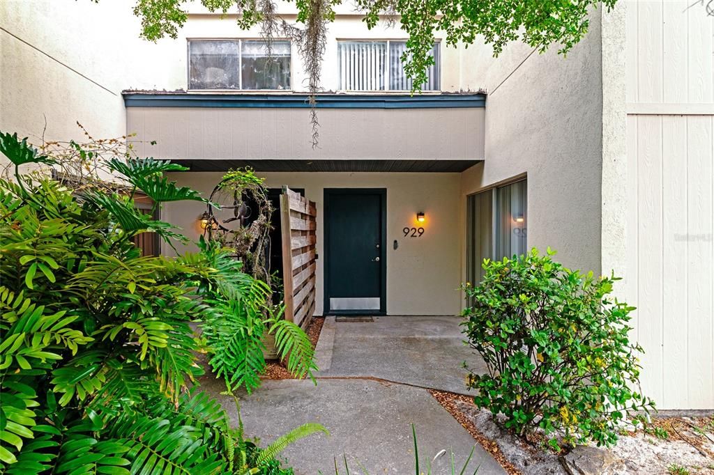 Active With Contract: $205,000 (3 beds, 2 baths, 1408 Square Feet)