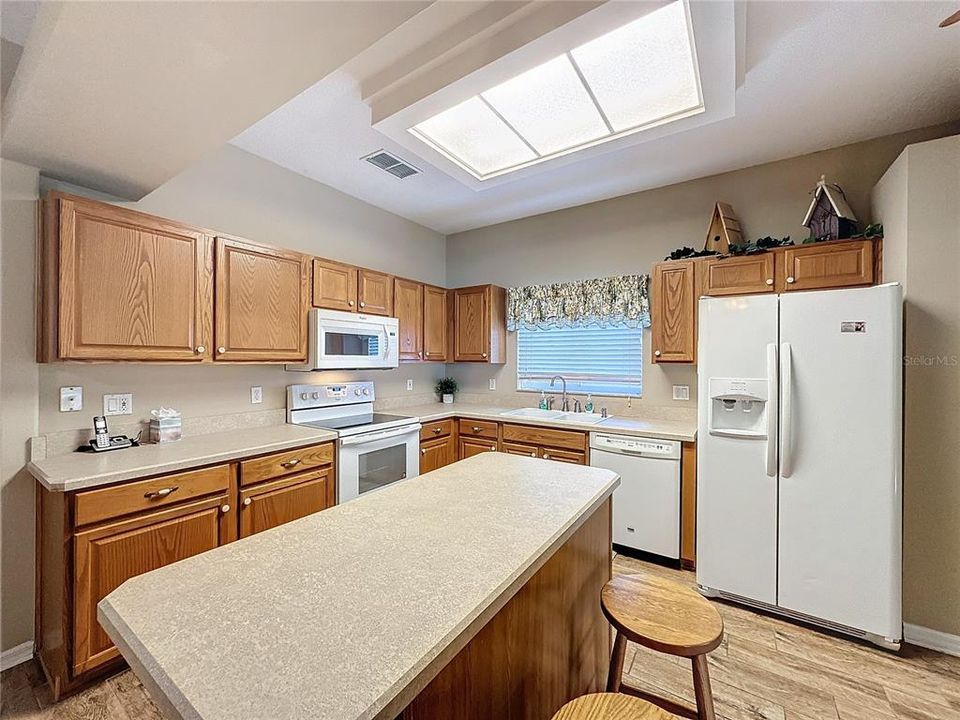 Kitchen with island