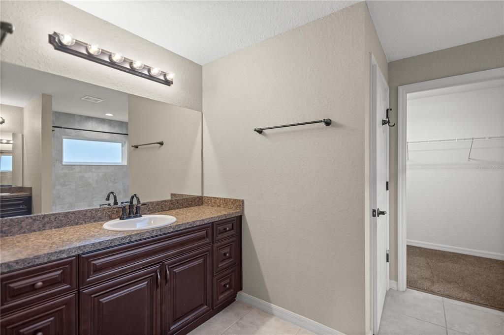 Active With Contract: $279,900 (4 beds, 2 baths, 1752 Square Feet)