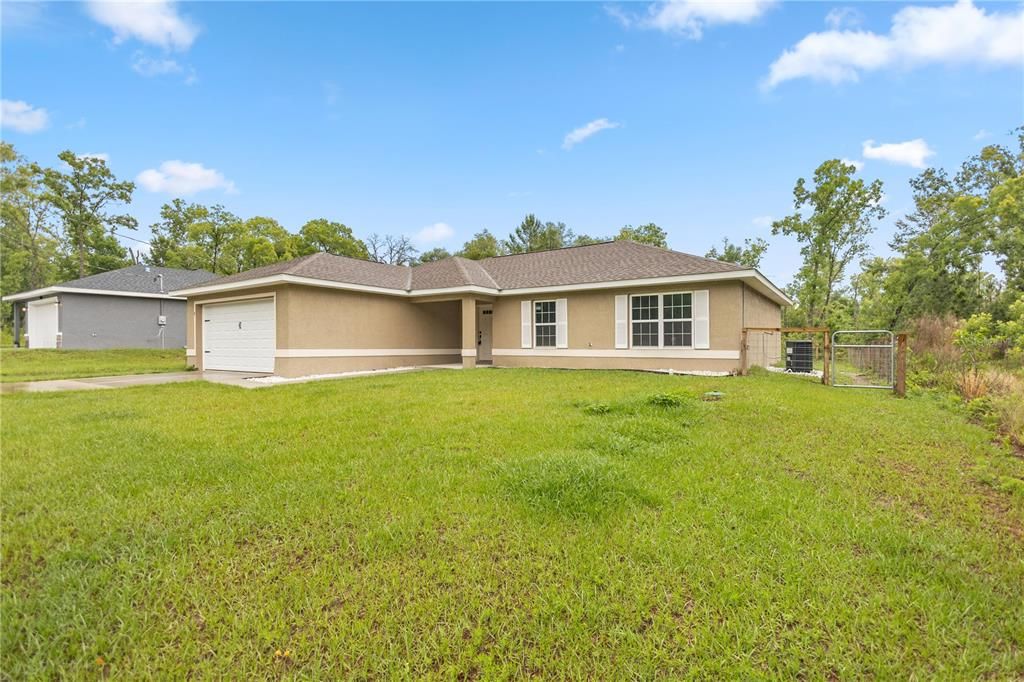 Active With Contract: $279,900 (4 beds, 2 baths, 1752 Square Feet)