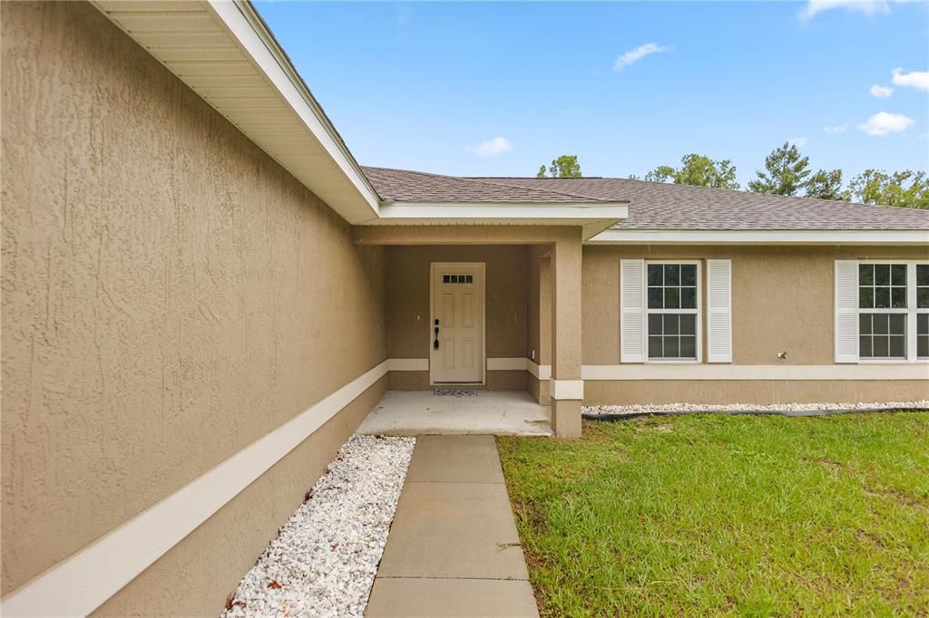 Active With Contract: $279,900 (4 beds, 2 baths, 1752 Square Feet)