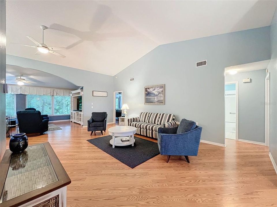 Active With Contract: $364,900 (2 beds, 2 baths, 1871 Square Feet)