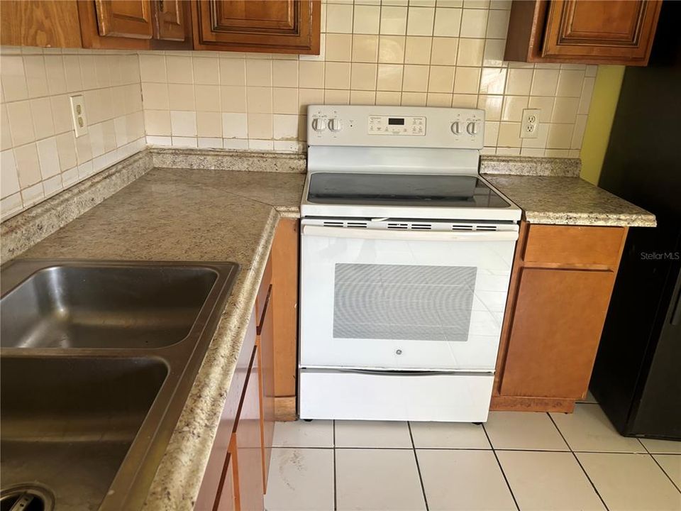 Vendido Recientemente: $499,000 (4 camas, 0 baños, 1344 Pies cuadrados)